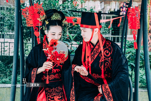 ��������ݻƳ�����