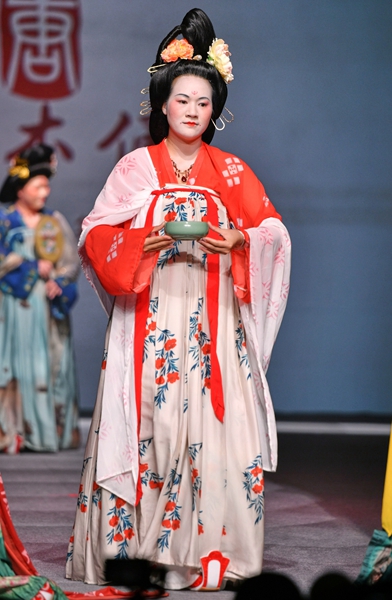 A008  �Ʊ�ٸ��ԭ��������ȹ