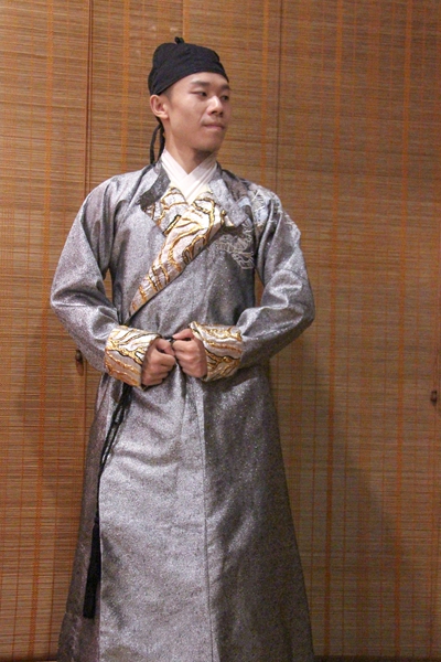 �廨Բ����  ���󡪰׻�